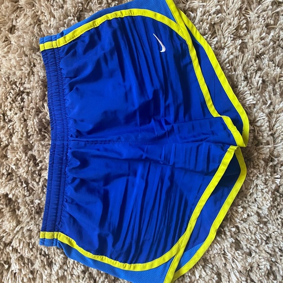 Kids medium deep blue neon yellow athletic shorts - Picture 2 of 2